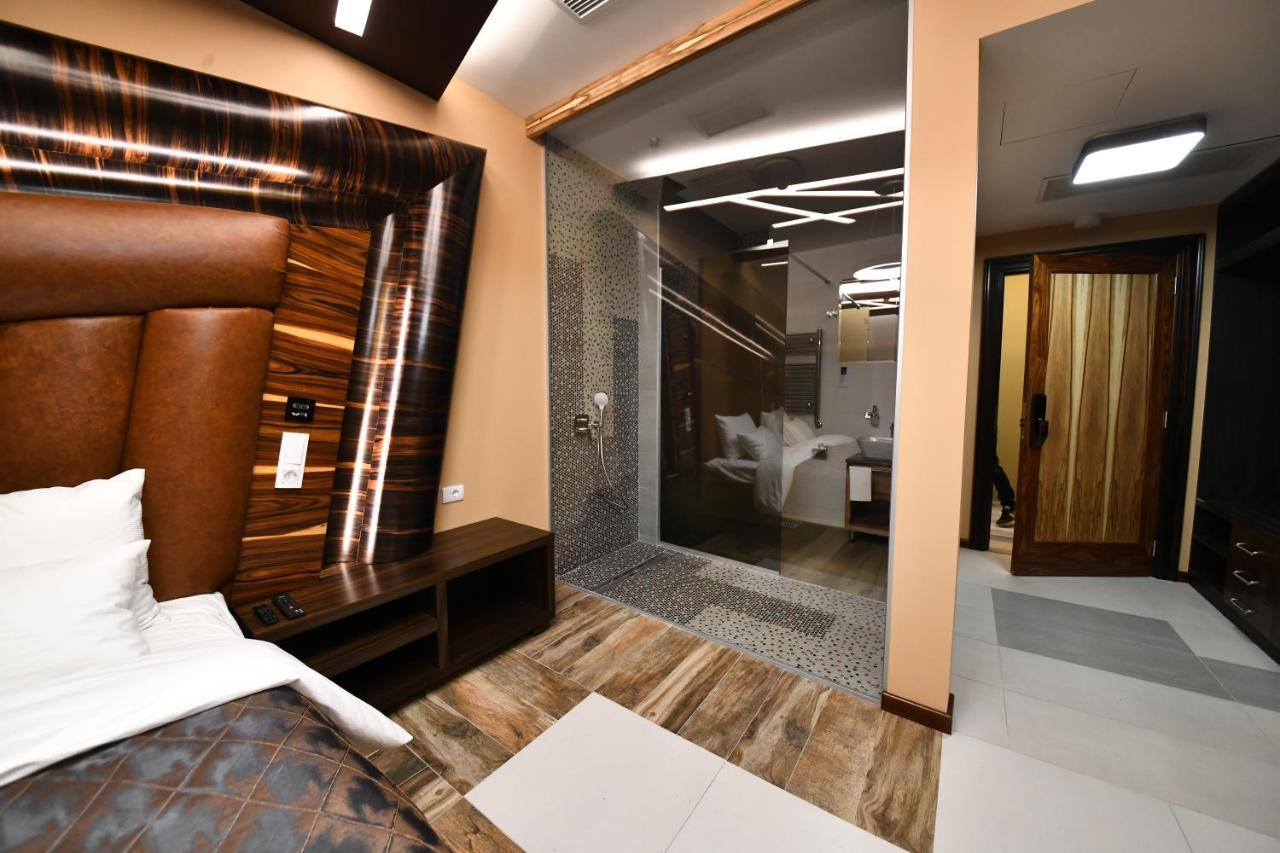 Hotel Havana 洛兹尼察 外观 照片