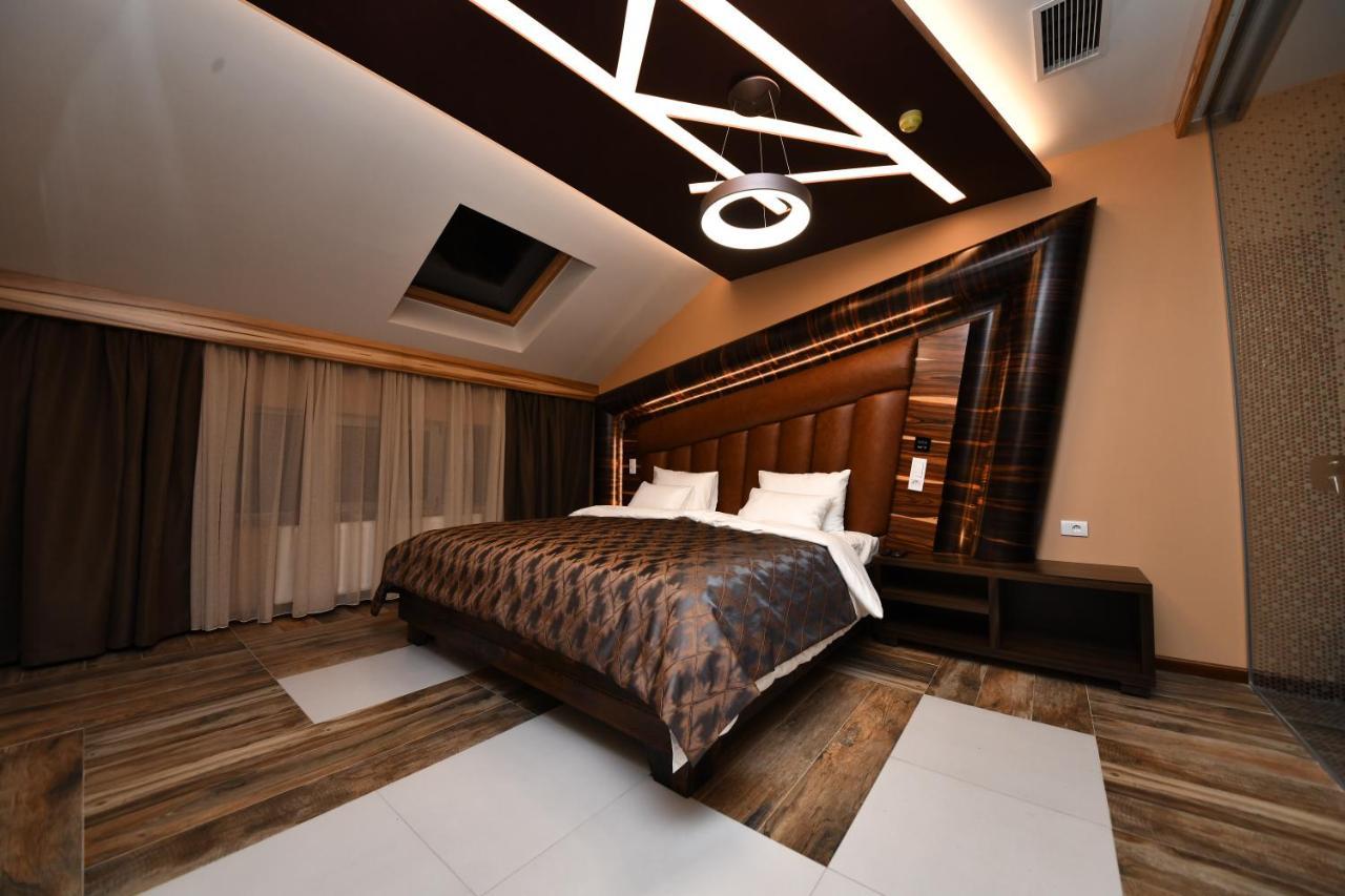 Hotel Havana 洛兹尼察 外观 照片