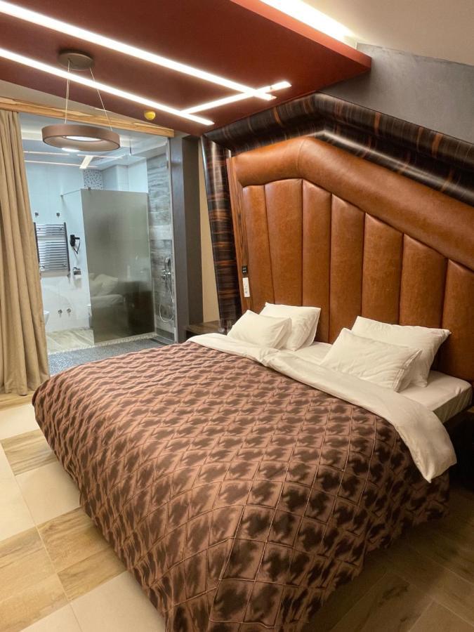 Hotel Havana 洛兹尼察 外观 照片