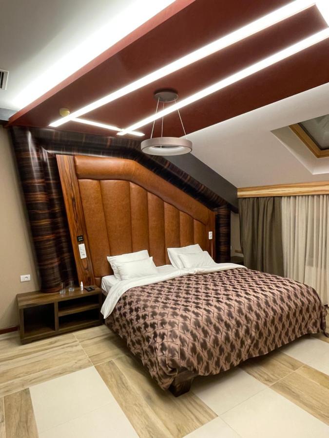 Hotel Havana 洛兹尼察 外观 照片