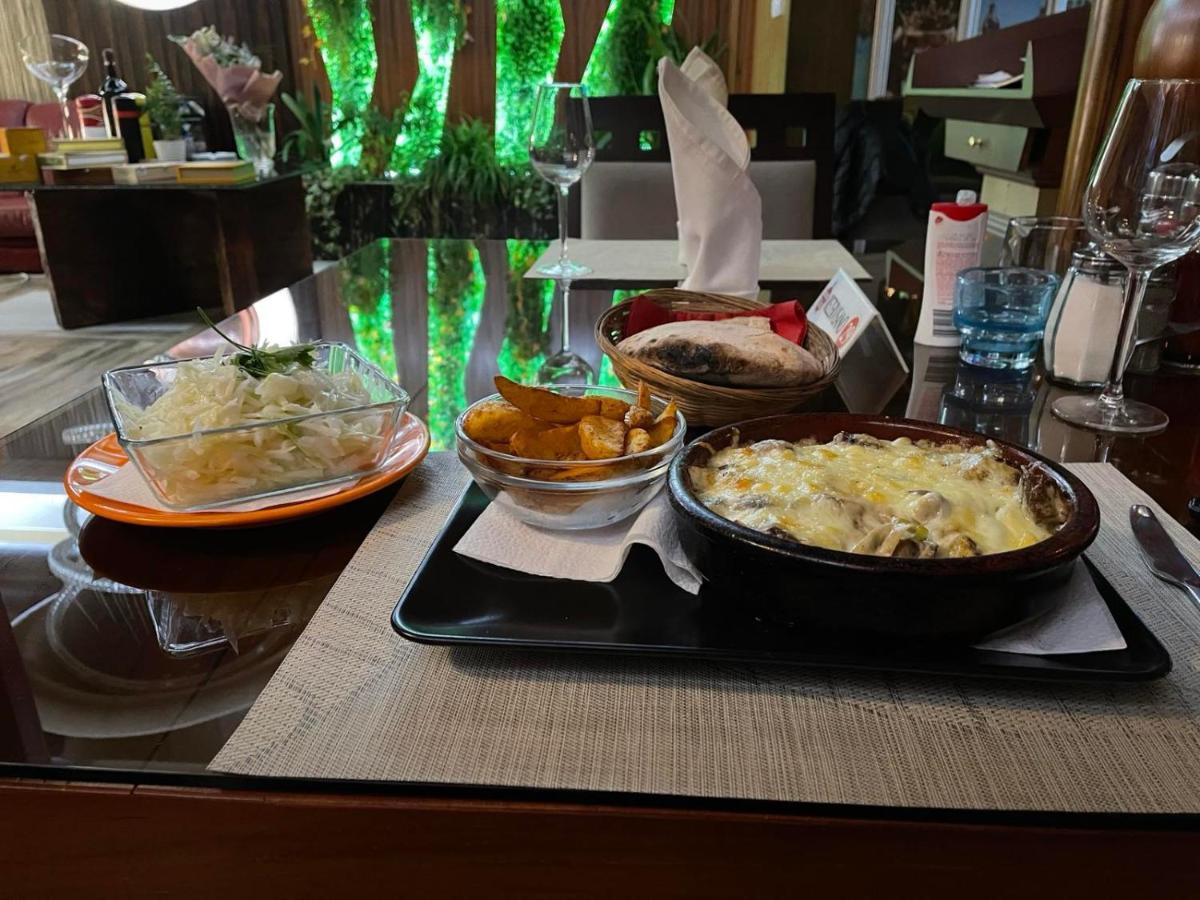 Hotel Havana 洛兹尼察 外观 照片