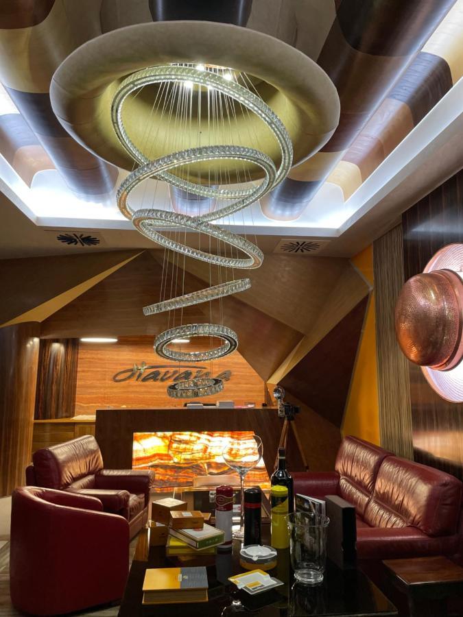 Hotel Havana 洛兹尼察 外观 照片