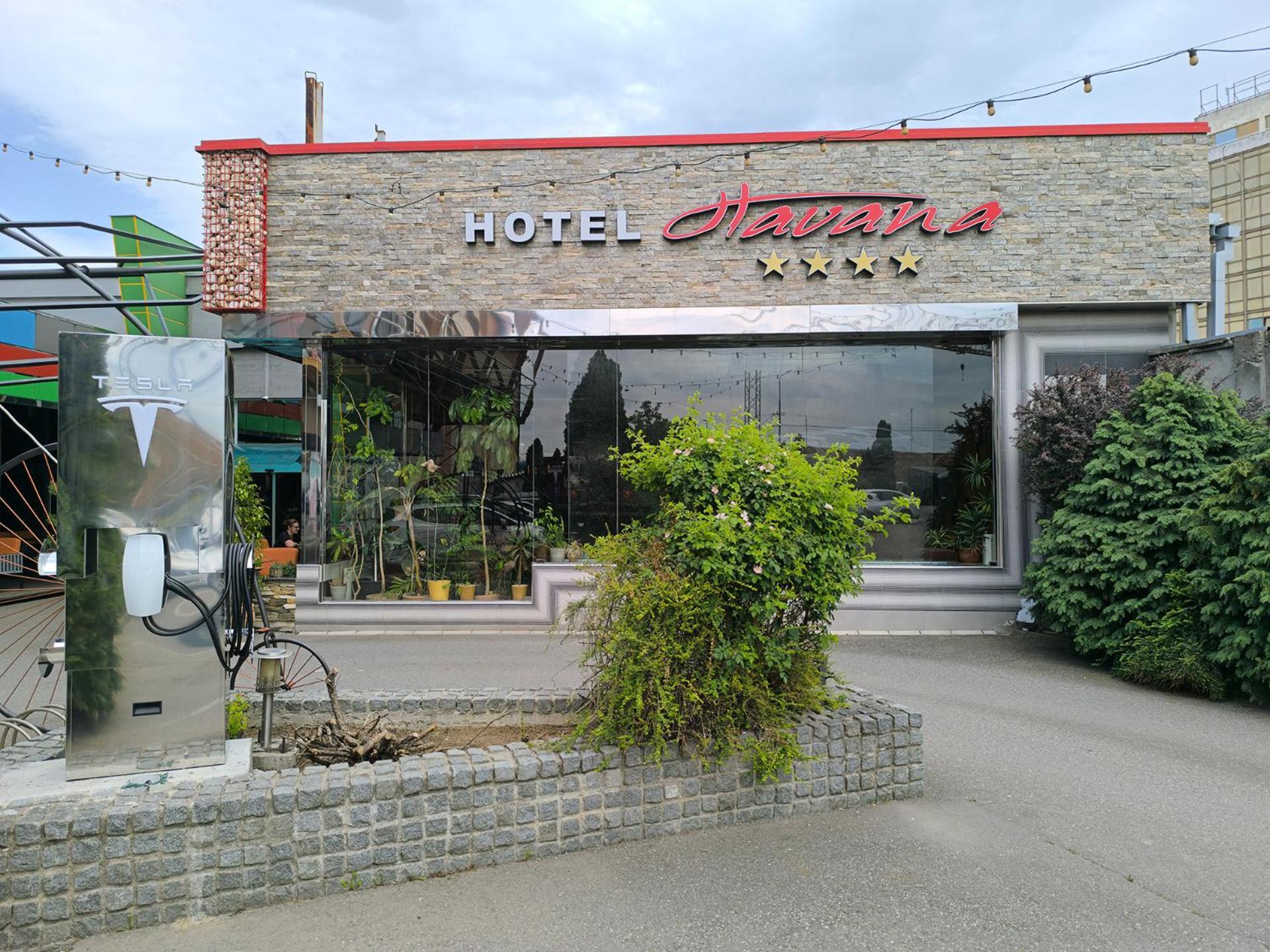 Hotel Havana 洛兹尼察 外观 照片